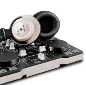 headphones-and-dj-mixer